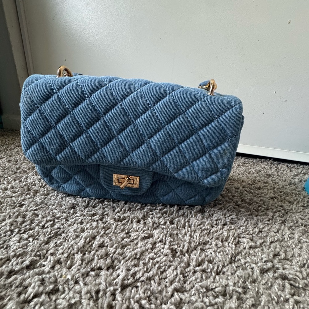 Blue Quilted Shoulder Bag with Gold Chain